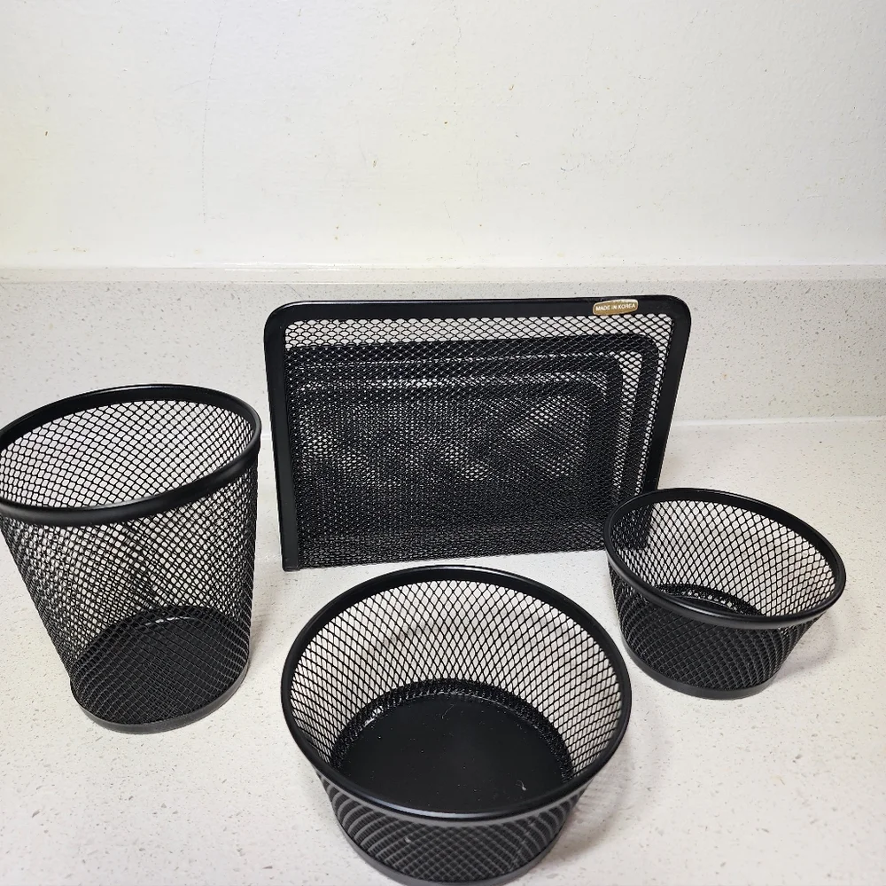 Black Mesh Metal Desk Organizer Set